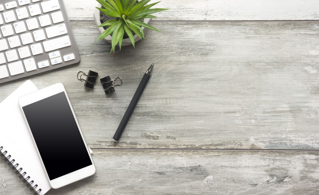 sprzęt biurowy i akcesoria